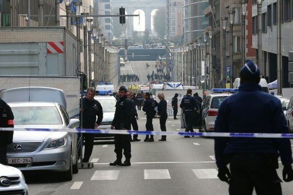 La ville de Bruxelles en alerte ce mardi après les explosions à l'aéroport et dans le métro