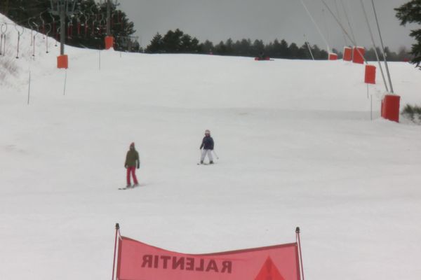 Chalmazel : la station de ski a ouvert le 1er décembre 2021 avec 3 semaines d'avance