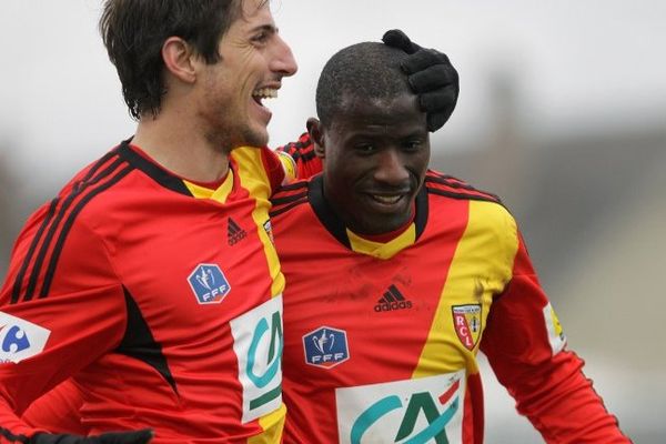 Adamo Coulibaly (à droite) s'est montré décisif en fin de match pour le RC Lens.