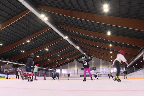 La piste de la patinoire du Havre, après la rénovation complète de cet équipement sportif