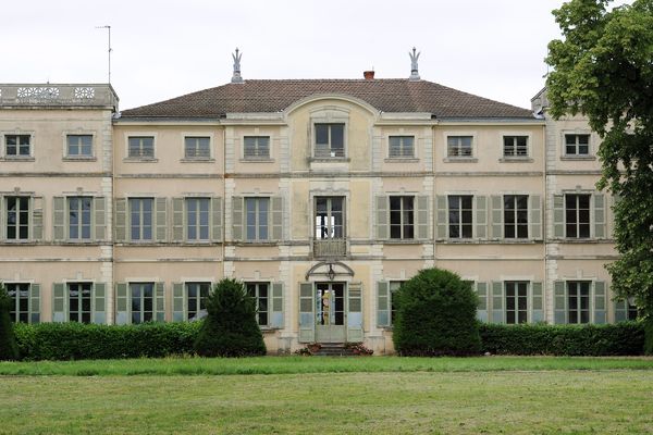 Le château de Saint Exupéry dans l’Ain : un suspense qui n’en est plus un  