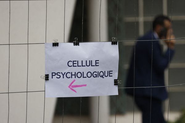 Une cellule psychologique mise en place à Arras, mais aussi dans certaines académies comme celle de Nice.