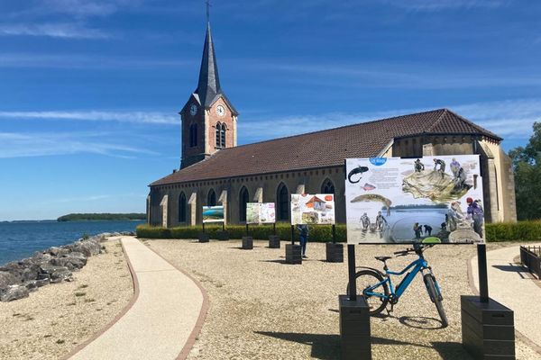 L'église de Champaubert, aujourd'hui désacralisée, accueille régulièrement des expositions.