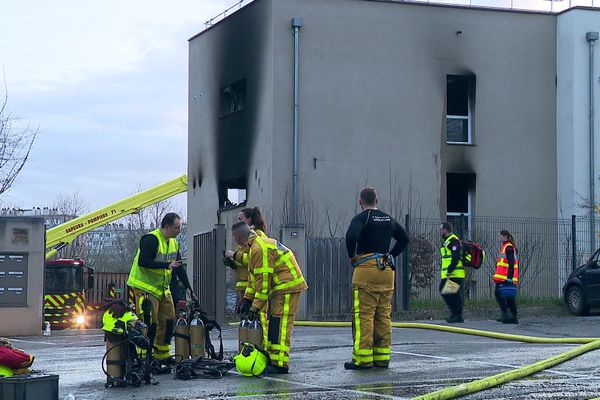 Le feu s'est déclenché aux alentours de 16h20.