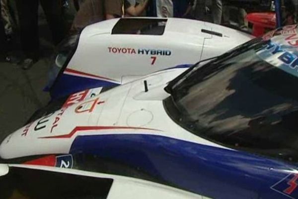 La Toyota hybride de Stéphane Sarrazin sur la grille de départ