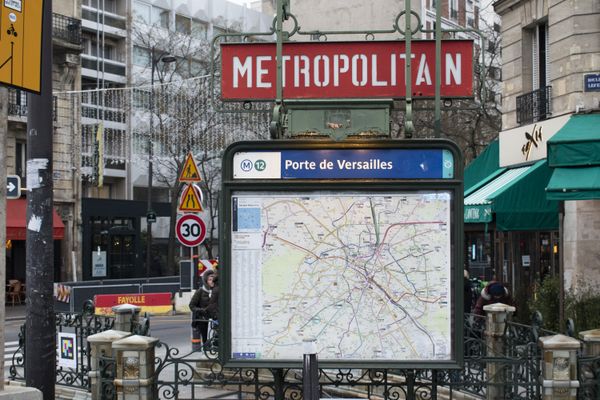 La ligne 12 sera fermée à partir de 22 heures ce dimanche. (illustration)