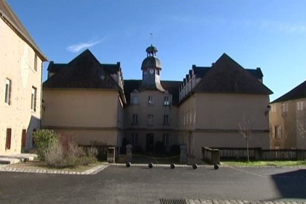 Le Vieux Collège à Magnac-Laval est un centre de formation professionnelle.