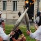 Passage de relais de la flamme olympique à Bordeaux ce 24 mai 2024
