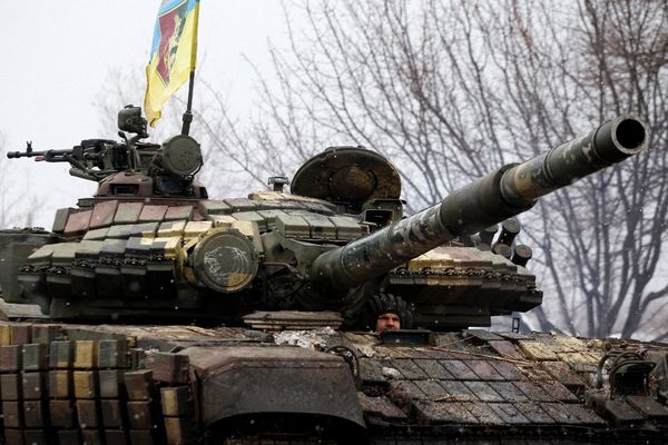 Char des forces militaires ukrainiennes dans la région de Lugansk, dans l'est de l'Ukraine.