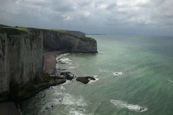 Un ciel très nuageux sur la côte d'Albâtre, ce DIMANCHE.