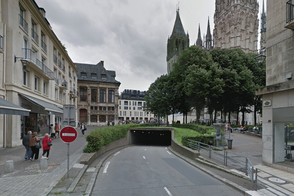 Sortie du tunnel Saint Herbland à Rouen