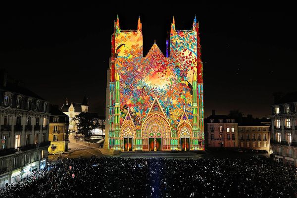 Cathédrale de Nantes illuminée