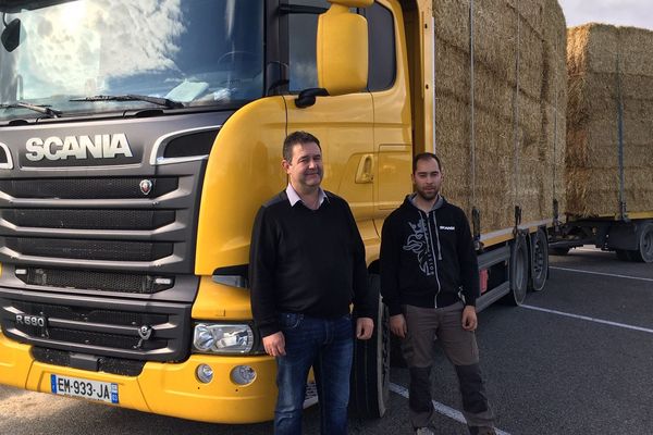 Régis Vernay, gérant d'une entreprise de transport dans l'Allier, est victime d'un lynchage sur les réseaux sociaux.