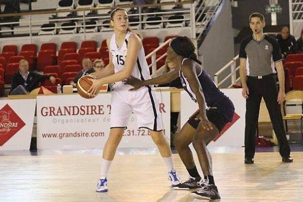 La jeune intérieure de l'USOM était avec l'équipe de France victorieuse pour la Coupe d'Europe