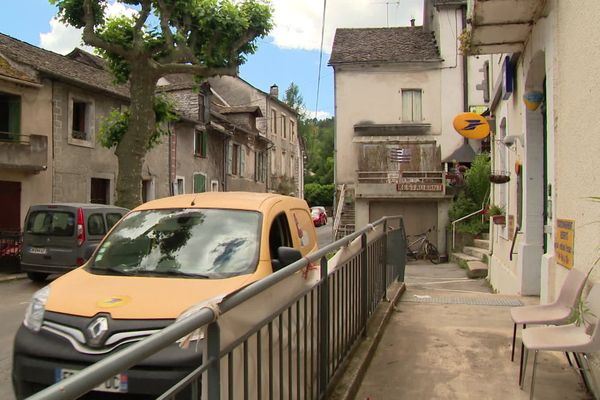 Trois communes de Lozère se mobilisent pour sauver leur bureau de poste.