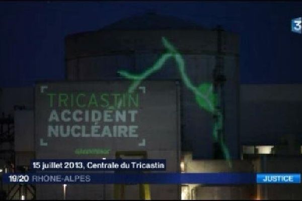 Intrusion de militants de Greenpeace sur le site du Tricastin ... les images ont fait le tour du monde.