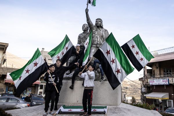 Bachar al-Assad a été renversé et la capitale Damas "libérée" par les rebelles islamistes après plus de 10 ans de guerre civile en Syrie, ce dimanche 8 décembre 2024. Un moment historique et d'espoir pour les Syriens qui ont fui leur pays et sont réfugiés en Normandie.