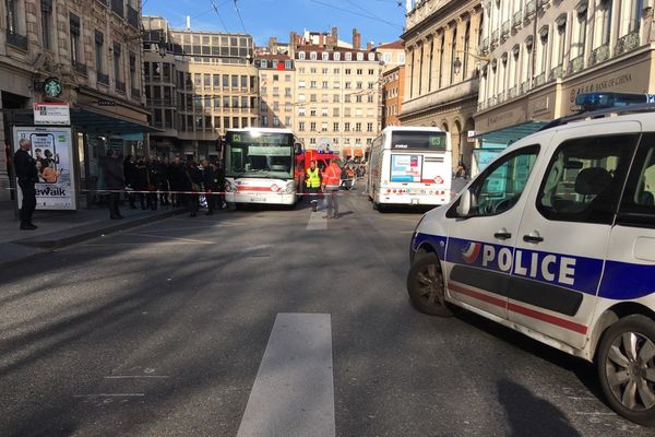 L'accident à eu lieu rue de la République au niveau de l'Hôtel de Ville