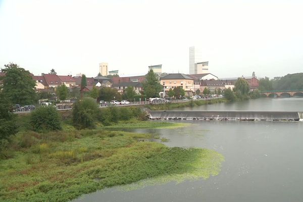 La préfecture de Saône-et-Loire vient de mettre en demeure Aperam, à Gueugnon.