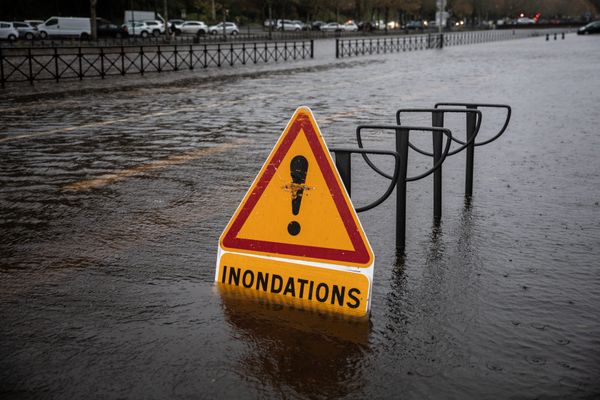 Météo France place l'Isère et la Savoie en vigilance orange pluie-inondation.