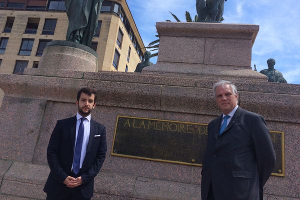 Jean-Philippe Tanguy et Bruno North étaient en visite en Corse ce jeudi 16 mai. Ils font partie de la liste « Le courage de défendre les Français » menée par Nicolas Dupont-Aignan aux prochaines élections européennes. 