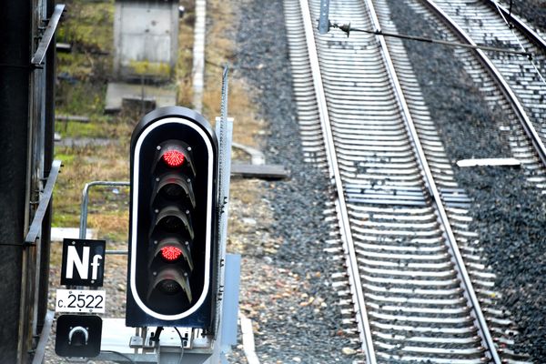 Des centaines d'usagers de la SNCF ne pourront pas retrouver leur famille pour Noël à cause de la grève à la SNCF