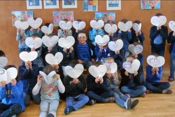 Livio et ses camarades de grande section de maternelle, Isère. 