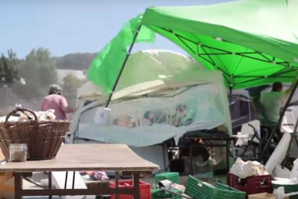 La tempête de sable à Landerneau a fait s'envoler les tonnelles