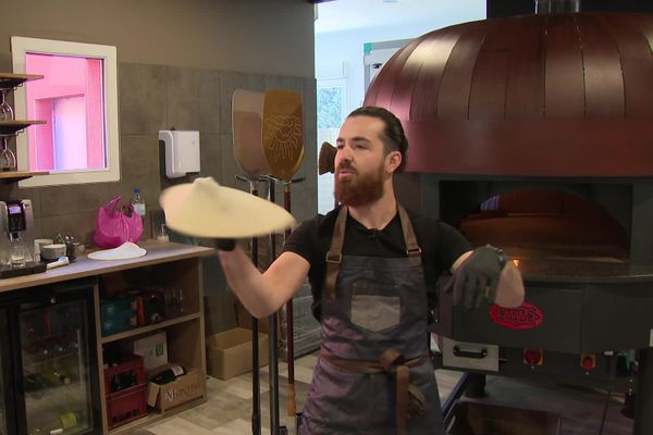 Maxime Mathiot a décroché le titre de champion de France de Pizza acrobatique en octobre 2021.