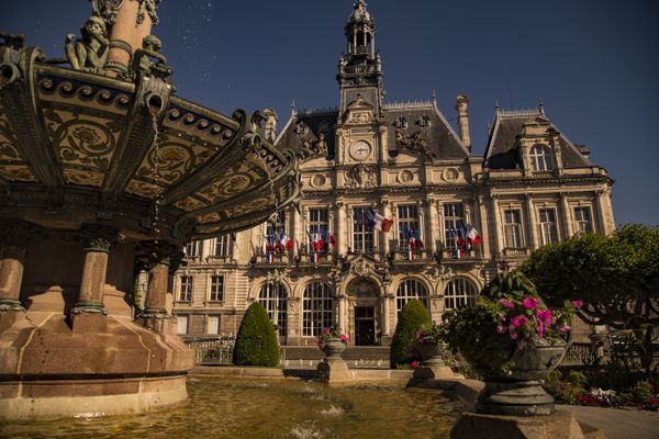 Si jamais Emile-Roger Lombertie (LR) est élu sénateur, qui pour lui succéder à la mairie de Limoges ?