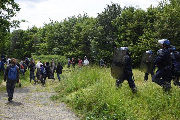 Jeu du chat et de la souris après la manifestation du 19 mai à Rennes