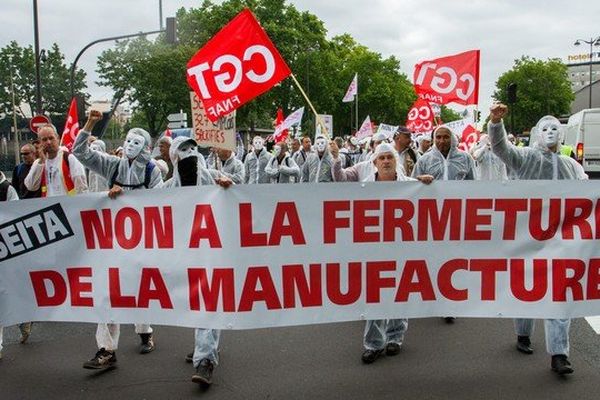 Pendant que les salariés de l'usine Seita de Carquefou perdent leurs emplois, le groupe Imperial Tobacco qui les emploie annonce +57% de son bénéfice net