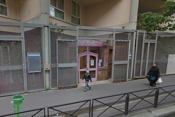 Sept grammes de cocaïne et 300 grammes de résine de cannabis ont été découverts dans cette école de la rue Fontarabie, dans le 20e arrondissement de Paris 