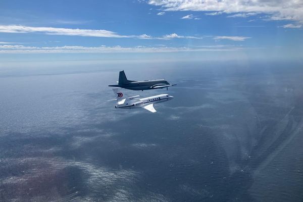 L'Atlantic 2 de la base aéronavale de Lann Bihoué en vol vers Paris pour le 14 juillet