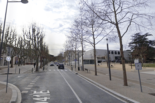 Neuf personnes d'une même famille ont été arrêtées pour trafic de drogue à Carnoux-en-Provence dans les Bouches-du-Rhône.