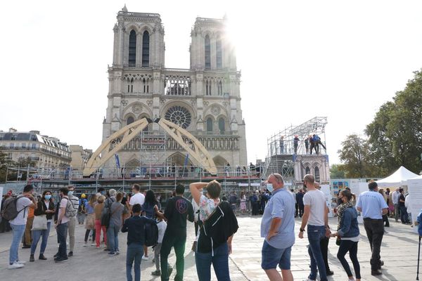 Le parvis de la cathédrale Notre-Dame de Paris le 19 septembre 2021, à l’occasion des journées européennes du patrimoine (illustration).