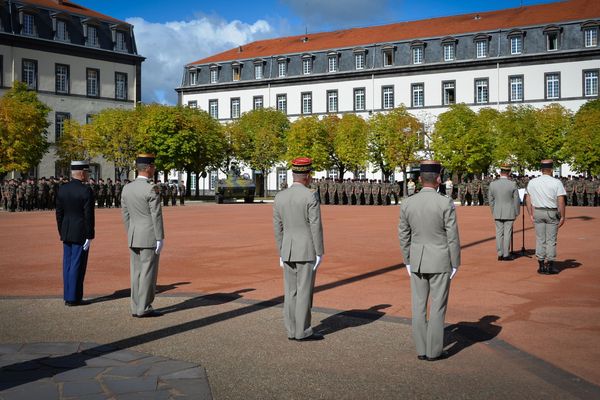 Avant le déploiement de 430 militaires du 92e RI sur des opérations extérieures, une cérémonie de départ avait lieu vendredi 15/09 à Clermont-Ferrand