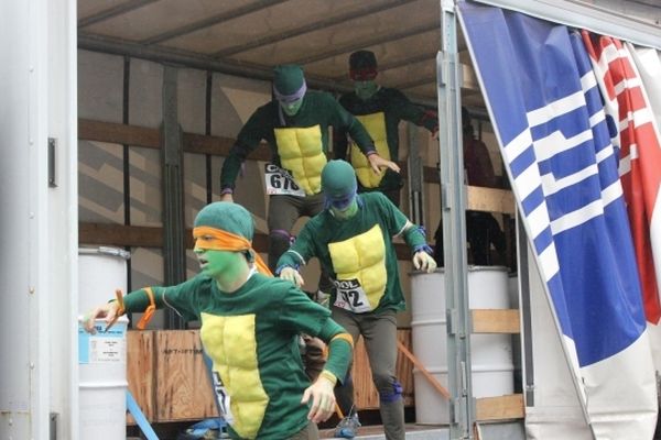 Une course à pied pimentée d'obstacles en milieu urbain, c'est le principe de le Jungle Run.