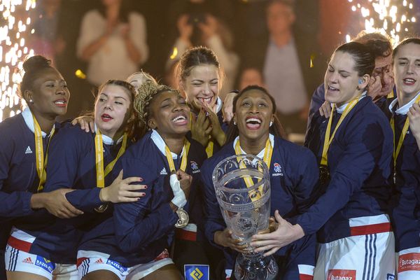L'équipe de France féminine championne du monde de handball