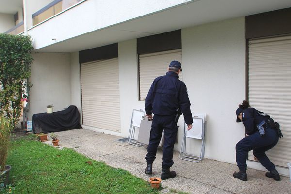 Dans le cadre de l'Opération Tranquilité Vacances, des patrouilles surveillent les domiciles des vacanciers. 