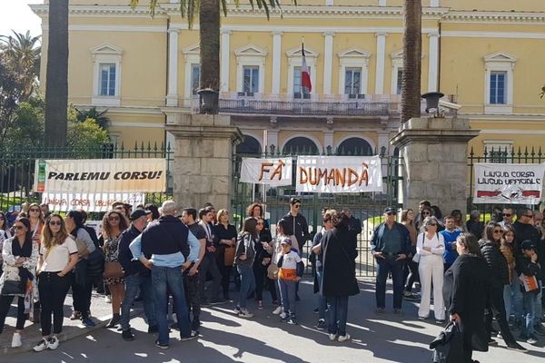  Manifestation pour la langue Corse devant la préfecture d'Ajaccio ce samedi 23 mars