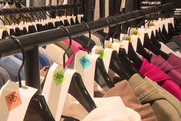 Dans le Limousin, les soldes d'hiver 2025 s'étendent sur quatre semaines, du 8 janvier au 4 février inclus.