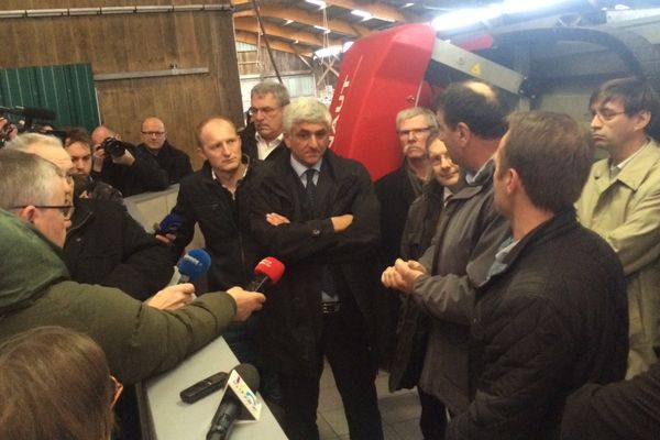 La première visite sur le terrain du nouveau président de la Normandie a été pour le monde paysan.