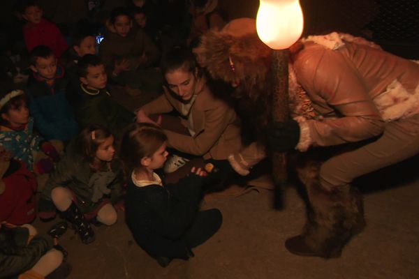 Les visites "contées" de Lascaux IV.