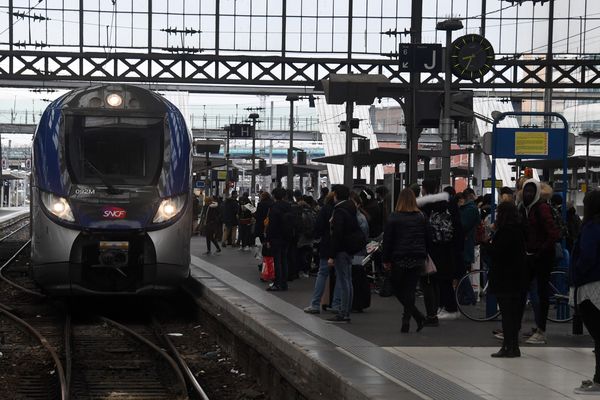 Journée sombre à la gare