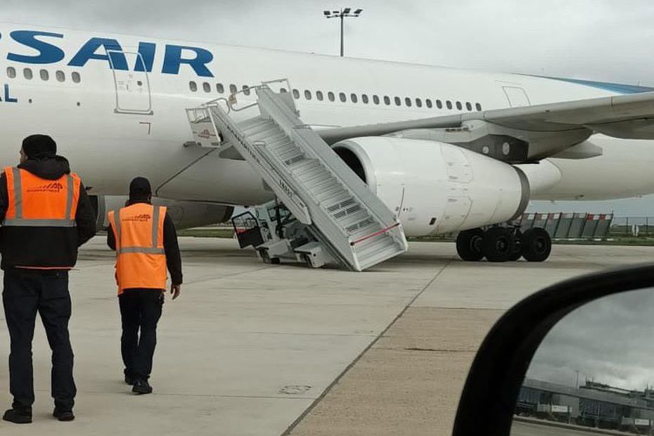 VIDEO. Collision à L'aéroport De Paris Orly : Un Airbus A330 De Corsair ...