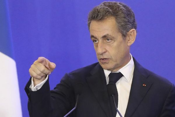 Nicolas Sarkozy lors d'un discours devant des maires, le 1er juin 216.