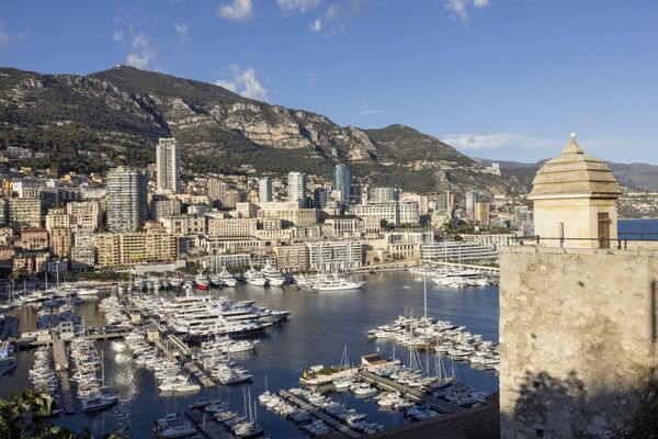 Monaco : une population résidente de 38367 habitants en 2023.