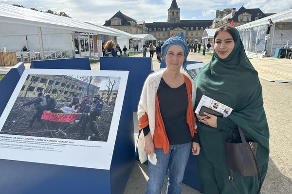 Anissa, en Master Migrations, et sa mère Mélina sont particulièrement sensibles à la question des filles et femmes dans le monde.