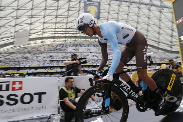 Romain Bardet qui s'élance du Vélodrome ce samedi 22 juillet. 